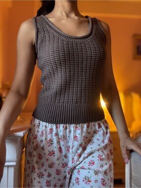 100% Organic Cotton Waffle Cropped Sweater Tank